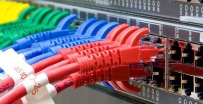 PoE vs Non-PoE Switches: 8 Powerful Key Differences Explained 2 PoE vs Non-PoE Switches: 8 Powerful Key Differences Explained