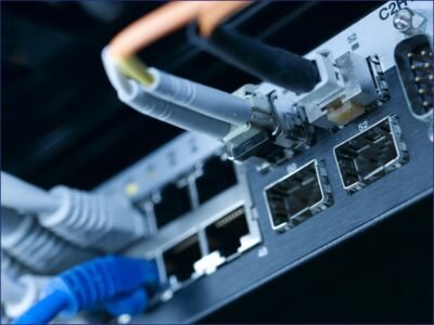 PoE vs Non-PoE Switches: 8 Powerful Key Differences Explained 3 PoE vs Non-PoE Switches: 8 Powerful Key Differences Explained